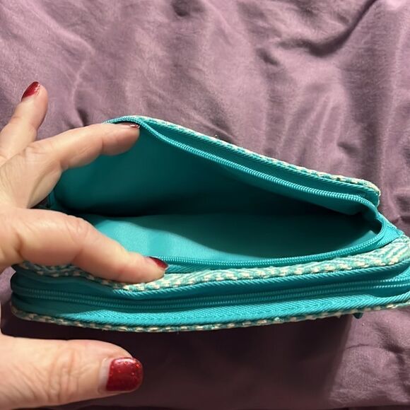 Thirty-One Wallet  - Picture 3 of 6